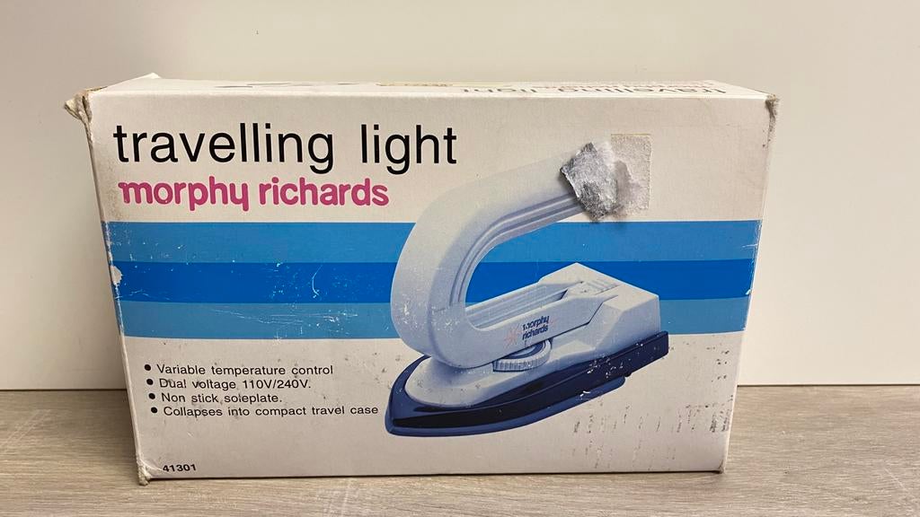 Opvouwbare Reisstrijkijzer - Morphy Richards, Ophalen of Verzenden, Zo goed als nieuw, Strijkijzer met snoer