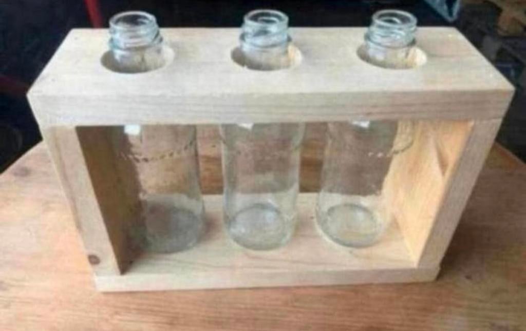 Planthouder voor drie stekjes - houten standaard, Ophalen of Verzenden, Zo goed als nieuw