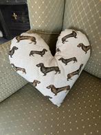 Sierkussen met teckel print, hartenkussen, nekkussen, Ophalen of Verzenden, Nieuw