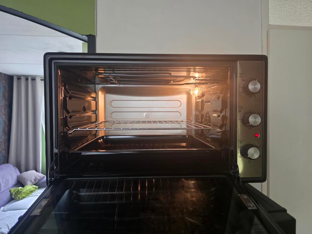 Merkador Vrijstaande Oven 70L met Grill en Heteluchtfunctie, Witgoed en Apparatuur, Ovens, Ophalen of Verzenden