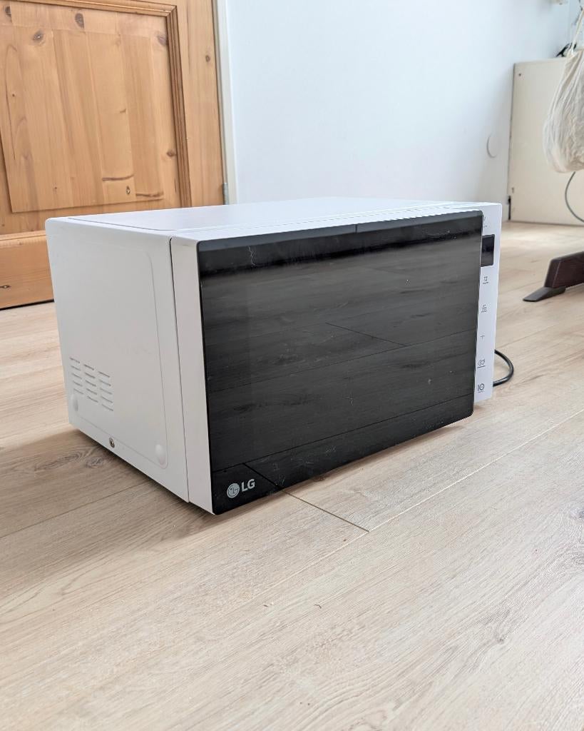 LG NeoChef MS23NECBW Magnetron – Smart Inverter – 1000W, Wit, Witgoed en Apparatuur, Magnetrons, Ophalen, Gebruikt, Hete lucht