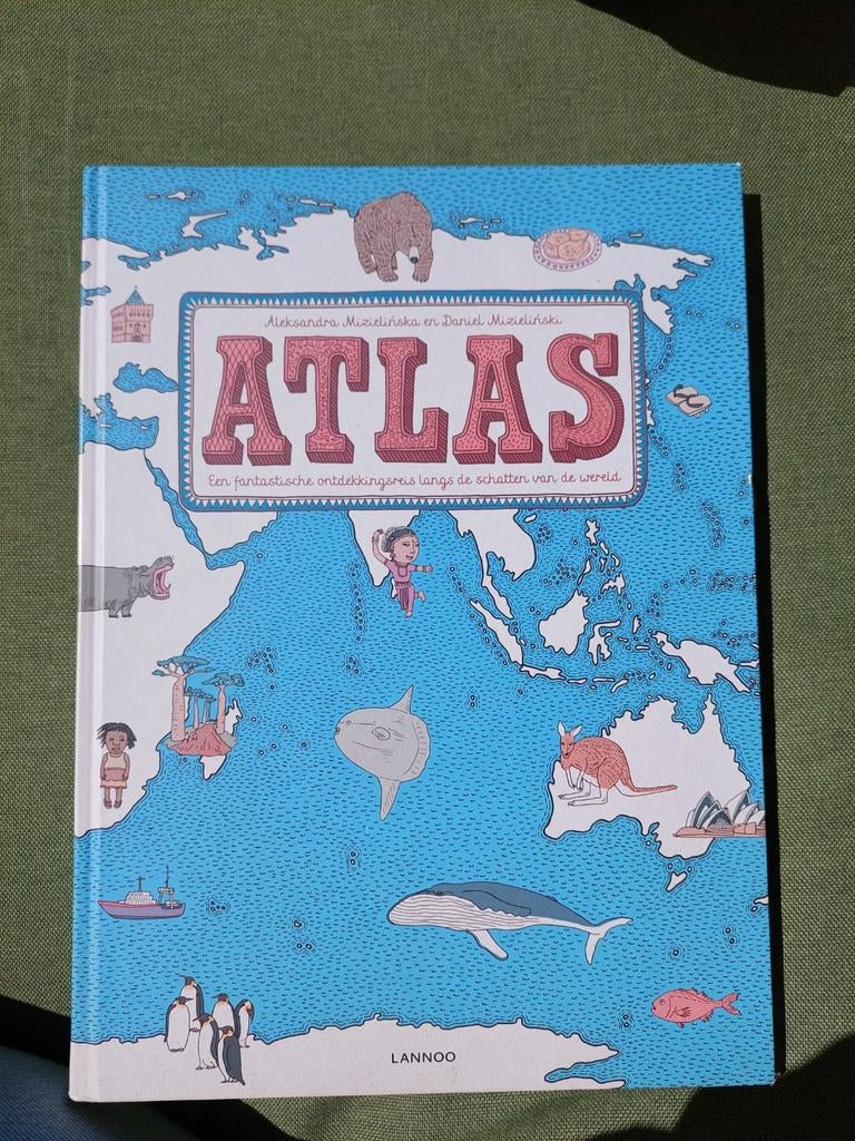 Kinderatlas: Een fantastische ontdekkingsreis, Ophalen of Verzenden, Gelezen, Lannoo, Wereld