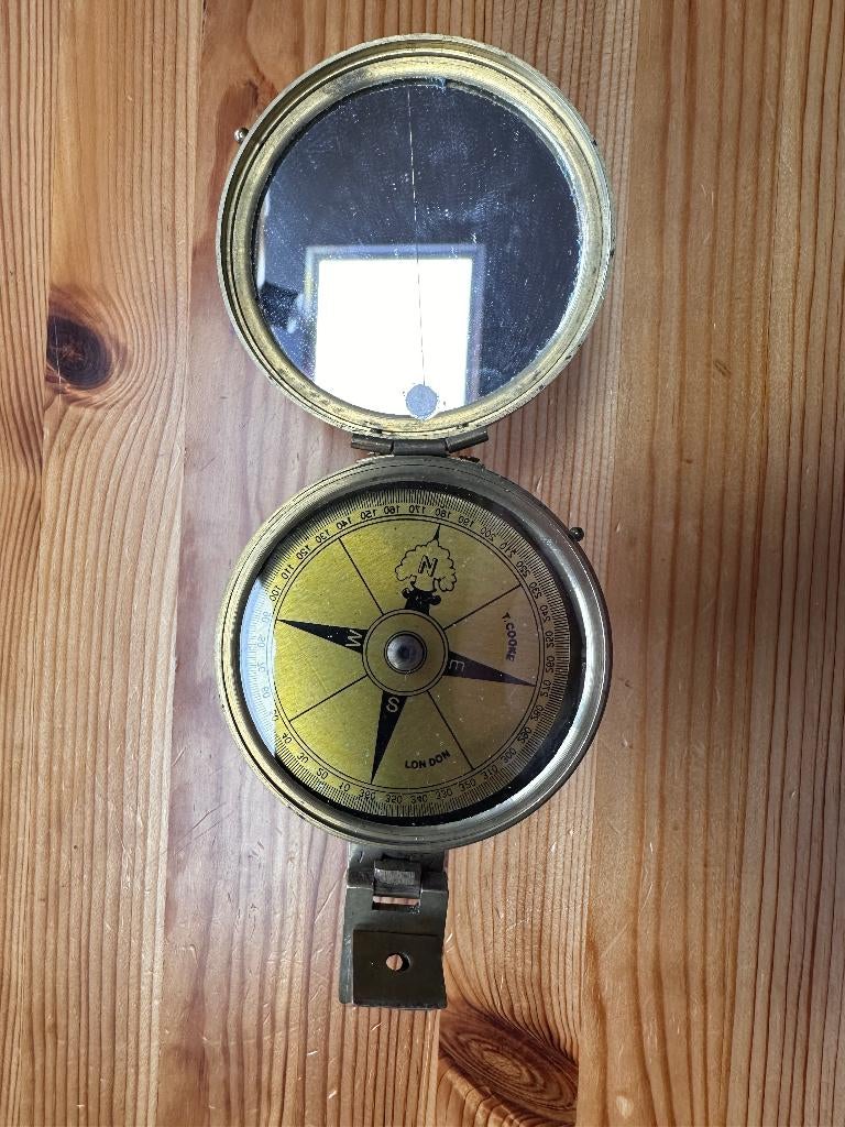 Oud kompas, Ophalen, Gebruikt, Gps of Kompas