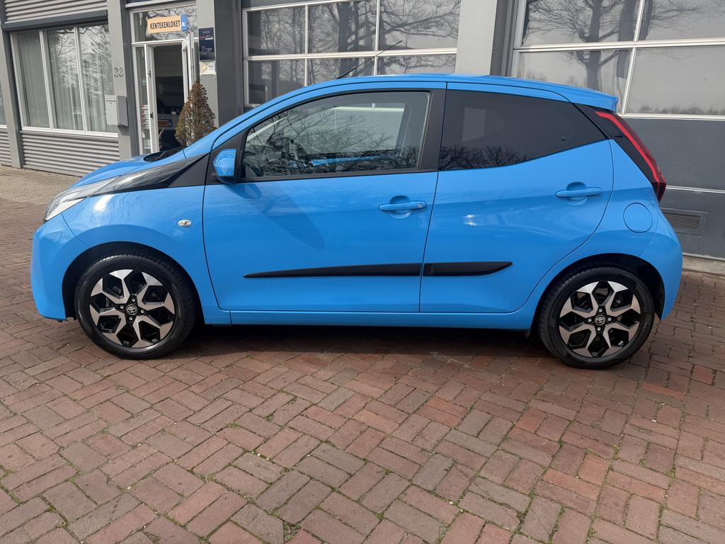 Toyota Aygo 1.0 VVT-i x-joy Apple Carplay/Android Auto km st, Stof, Gebruikt, Euro 6, Origineel Nederlands