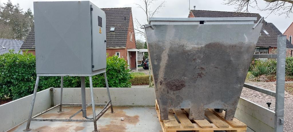 Bouwstroomkast met Bouwwaterput watermeterput met 2 kranen, Ophalen, Zo goed als nieuw