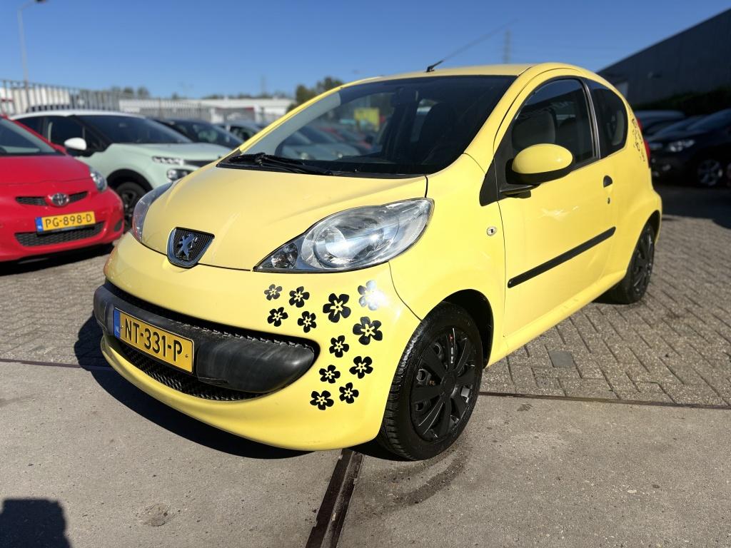 Peugeot 107 1.0-12V XR NWE APK! (bj 2008), Auto's, Peugeot, Voorwielaandrijving, Gebruikt, Overige kleuren, 4 stoelen