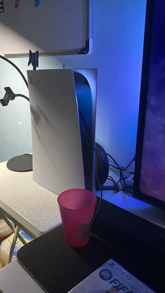 Playstation 5 disc edition, Ophalen, Zo goed als nieuw