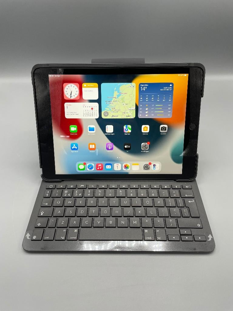 Apple iPad 9e generatie – met LTE en toetsenbord, Computers en Software, Apple iPads, 10 inch, Apple iPad, Ophalen of Verzenden