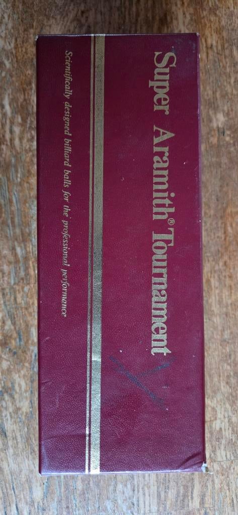 4 dozen met Super Aramith Tournament  biljartballen, Ophalen of Verzenden, Gebruikt, Overige typen