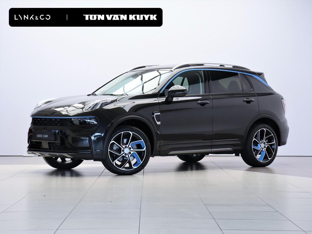 Lynk & Co 01 1.5 / Camera / Adaptive Cruise / Panoramadak /, Stof, Euro 6, Bedrijf, 1854 kg