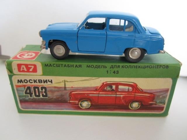 Russisch auto miniatuur, Ophalen of Verzenden, Zo goed als nieuw, Auto's