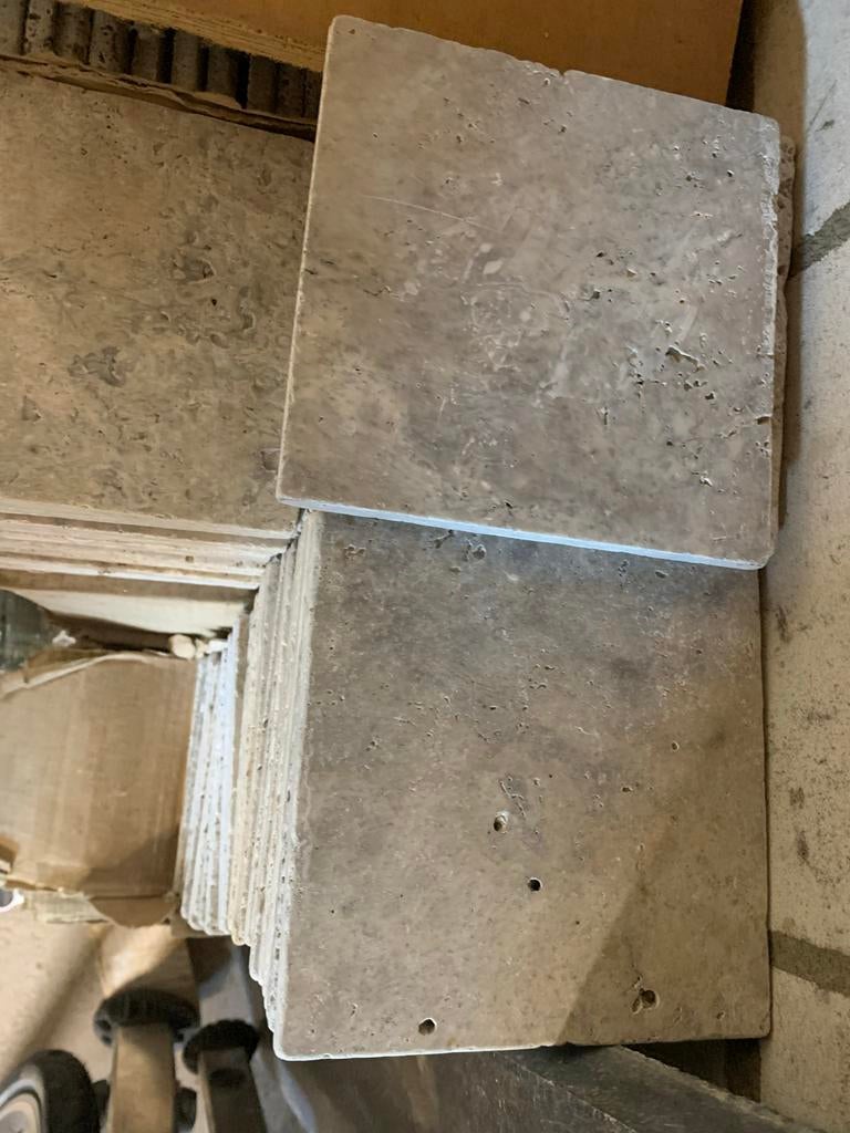 Travertin tegels 15x15 cm - ruim 5 m², Ophalen, Overige materialen, Gebruikt, 5 tot 10 m²