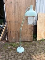 Vloerlamp lichtgroen, Ophalen, Gebruikt, Metaal, 150 tot 200 cm