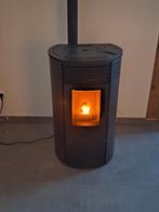 Pelletkachel in goede staat - efficiënte verwarming, Ophalen, Gebruikt, Overige brandstoffen, Pelletkachel