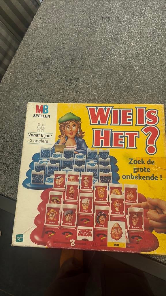 Wie is het? Gezelschapsspel, Hobby en Vrije tijd, Gezelschapsspellen | Bordspellen, Een of twee spelers, Ophalen, Gebruikt