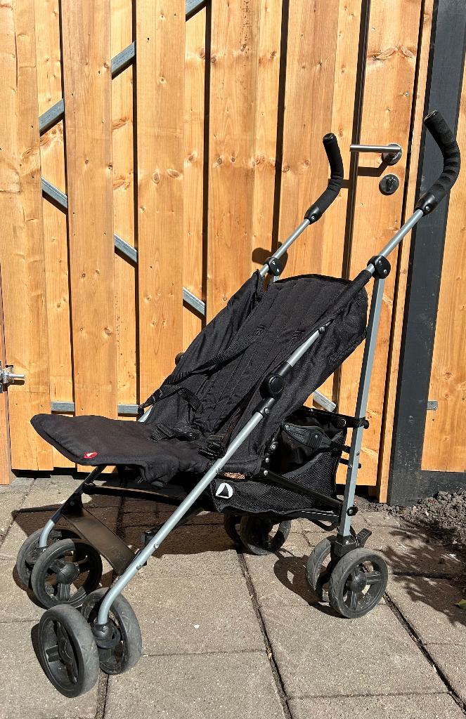 Topmark buggy, Kinderen en Baby's, Buggy's, Ophalen of Verzenden, Zo goed als nieuw, Overige merken, Verstelbare rugleuning