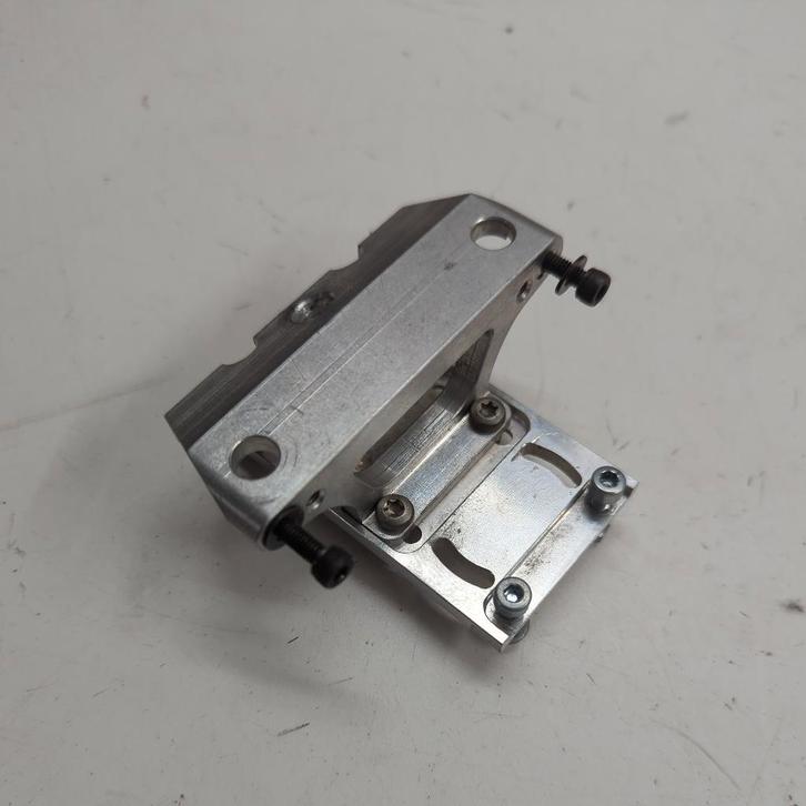 Aluminium shocktower voor FG Baja 2wd (eerste generatie), Hobby en Vrije tijd, Modelbouw | Radiografisch | Auto's, Gebruikt, Onderdeel