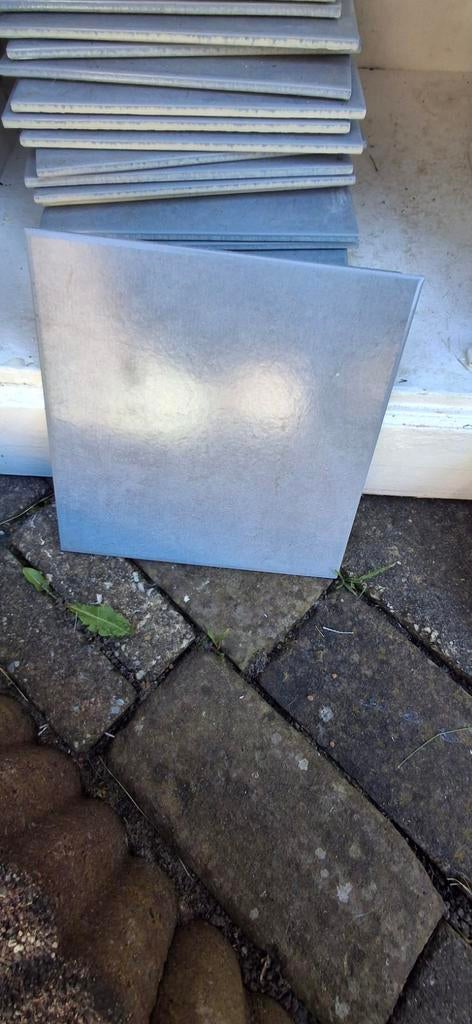 Gratis tegels, Ophalen