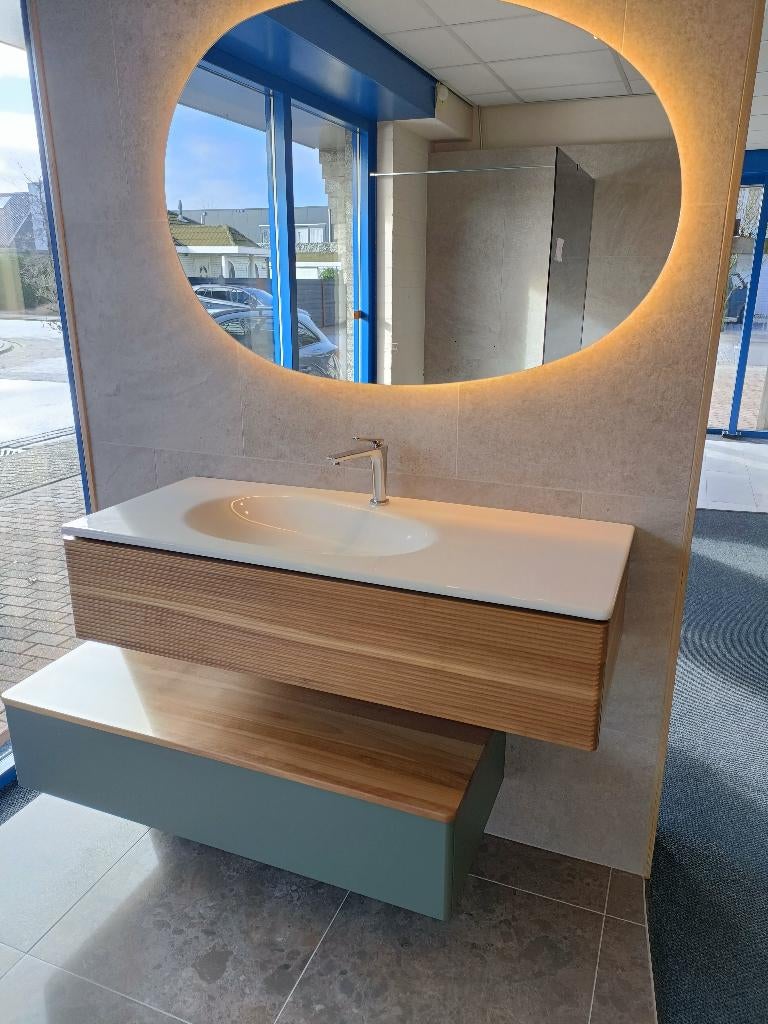 Villeroy & Boch Antao wastafelmeubel 120 cm + LED, NIEUW, Doe-het-zelf en Verbouw, Sanitair, Nieuw, Wastafel, Chroom, Steen, Ophalen