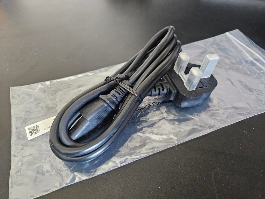 C13 Stroomkabel met Engelse (UK) stekker, Ophalen of Verzenden