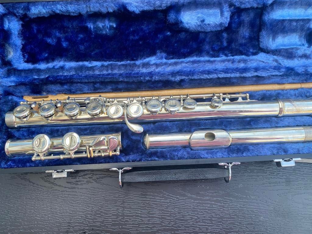 Dwarsfluit met koffer - Zo goed als nieuw, Muziek en Instrumenten, Ophalen, Zo goed als nieuw, Dwarsfluit, Met koffer of tas