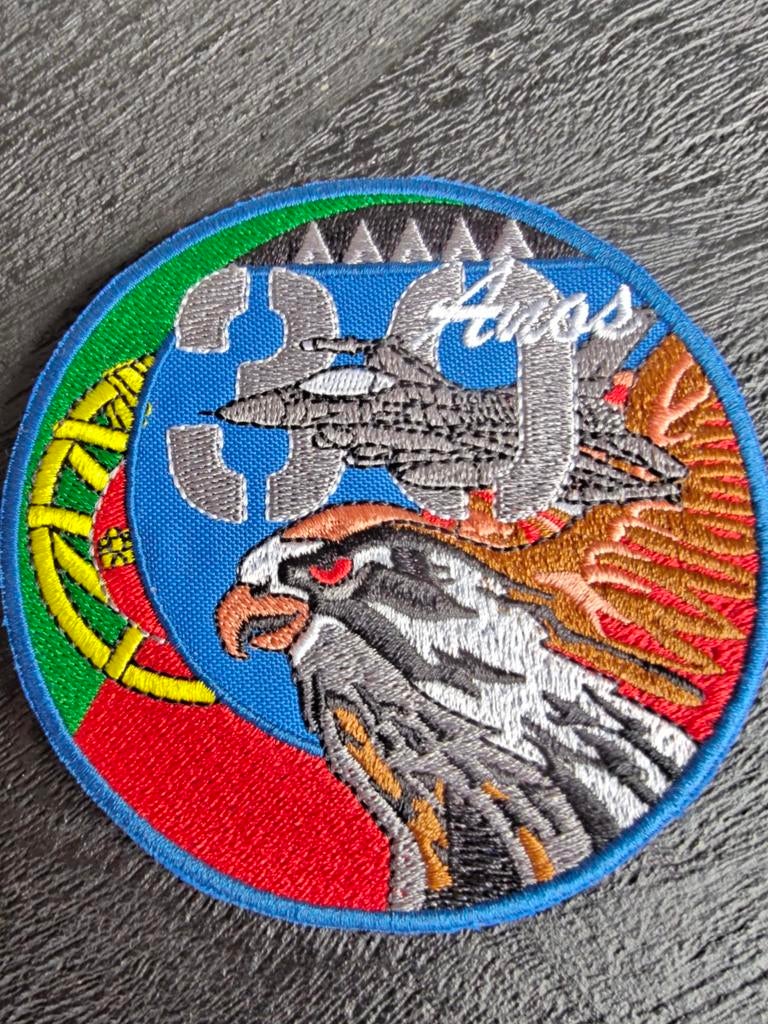 Swirl F-16 Portugal 30 Anos, Ophalen of Verzenden, Landmacht, Nederland, Embleem of Badge