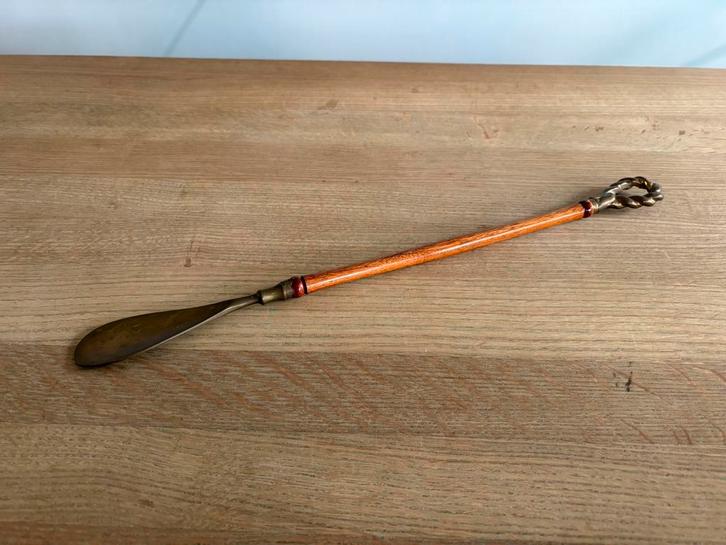 Prachtig vintage handgemaakte schoenlepel met messing, Antiek en Kunst, Curiosa en Brocante, Ophalen of Verzenden
