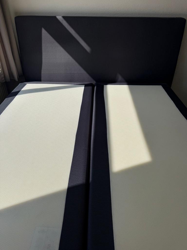 Swiss Sense Boxspring Limited Edition 100 jaar - Nette staat, Huis en Inrichting, Slaapkamer | Boxsprings, Ophalen, Gebruikt, Tweepersoons
