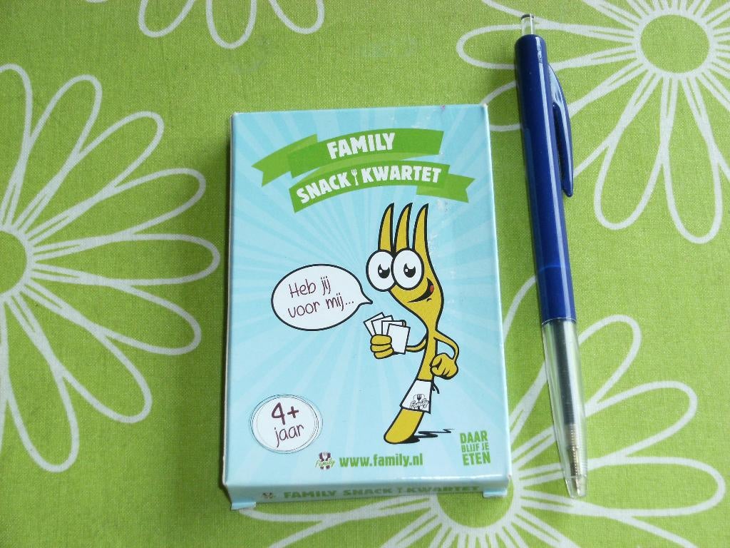 Family Snack kwartet met de kaarten in seal, Ophalen of Verzenden, Nieuw, Kwartet(ten)