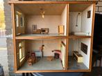 Antiek poppenhuis, Verzamelen, Poppenhuizen en Toebehoren, Ophalen, Gebruikt, Poppenhuis