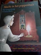 Boek nacht in het poppenhuis Tjong  khing +anna woltz, Ophalen of Verzenden, Zo goed als nieuw