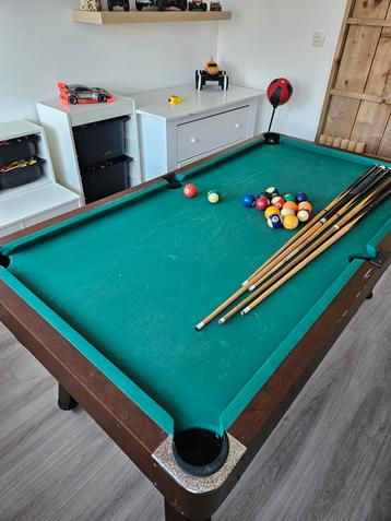 Te koop pooltafel gebruikt 183x99 cm. beschikbaar voor biedingen