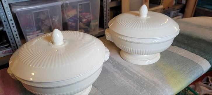 Wedgwood Edme Dekschalen, Huis en Inrichting, Keuken | Servies, Gebruikt, Schaal of Schalen, Wedgwood, Aardewerk, Ophalen
