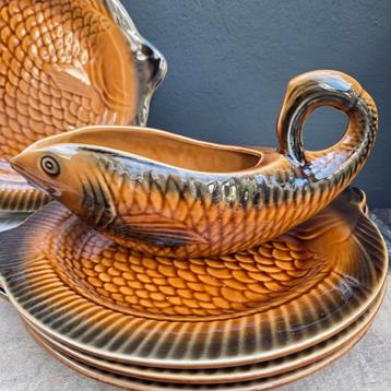 Set van 4 Sarreguemines faience visborden plus sauskom  beschikbaar voor biedingen