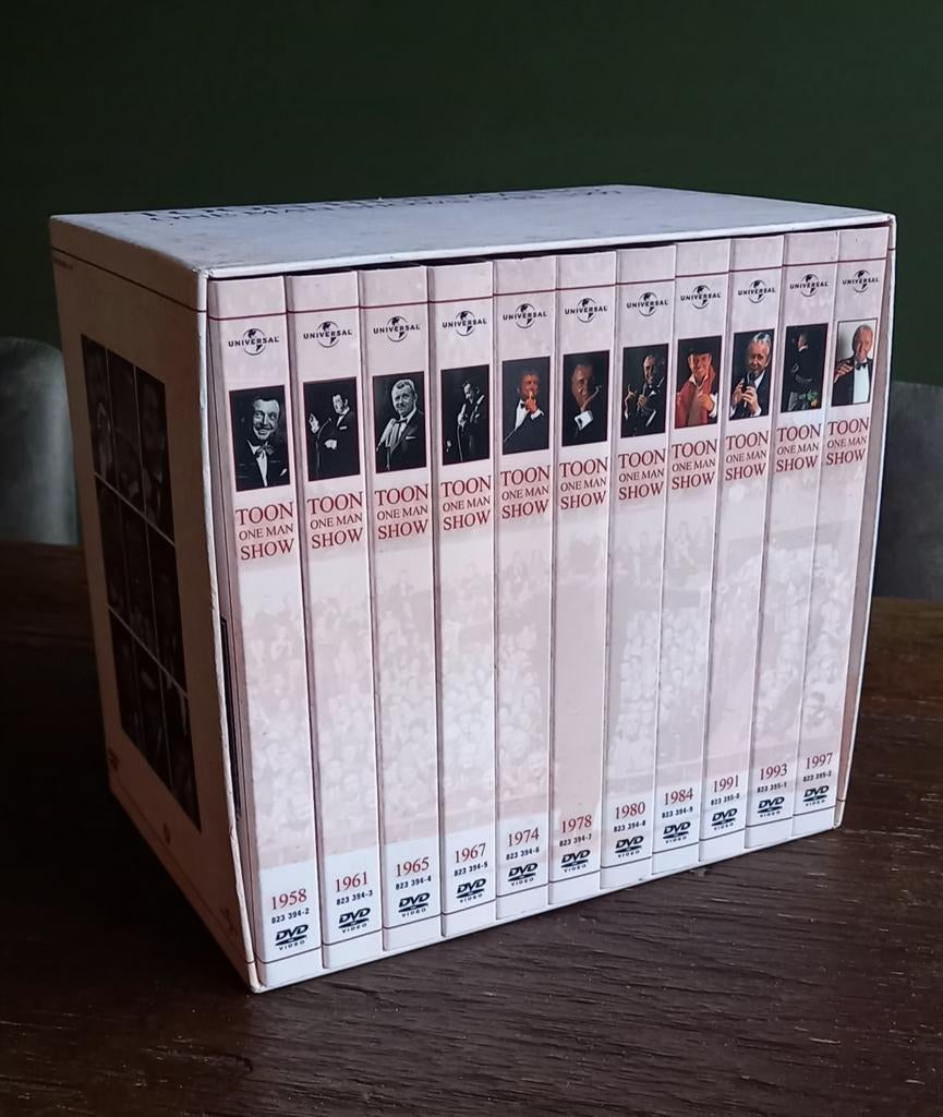 DVD- boxset Toon Hermans One Man Shows 1958 - 1997, Alle leeftijden, Ophalen of Verzenden, Zo goed als nieuw, Stand-up of Theatershow