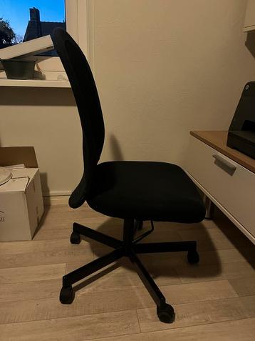 Zwarte Bureaustoel - Ergonomisch beschikbaar voor biedingen