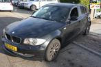 BMW 1-serie 116i High Executive Motorschade!, Auto's, BMW, 1-Serie, Zwart, 4 cilinders, 4 stoelen