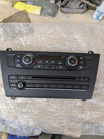 bmw x3 F25 kachel en radio bediening beschikbaar voor biedingen