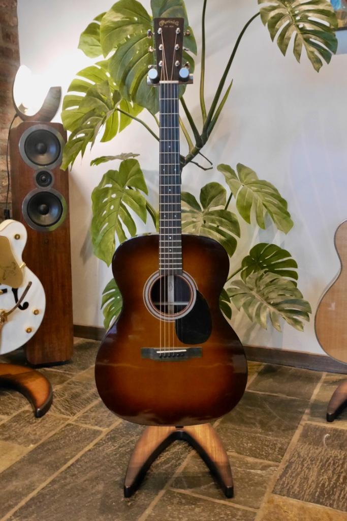 Martin OM-21 Ambertone, Muziek en Instrumenten, Snaarinstrumenten | Gitaren | Akoestisch, Zo goed als nieuw, Western- of Steelstringgitaar