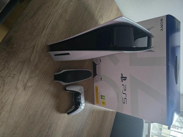 Ps5 console disc versie, Spelcomputers en Games, Spelcomputers | Sony PlayStation 5, Zo goed als nieuw, Playstation 5, Ophalen of Verzenden