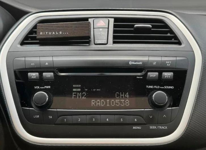 Suzuki Auto Radio SX4 2 S- Cross Originele CD autoradio, Auto diversen, Autoradio's, Zo goed als nieuw, Ophalen of Verzenden