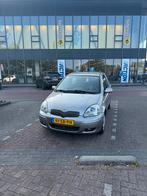 Toyota Yaris 1.3 2005 -AIRCO-lage km-Dealer onderhouden -NAP, Voorwielaandrijving, 4 cilinders, 400 kg, Origineel Nederlands