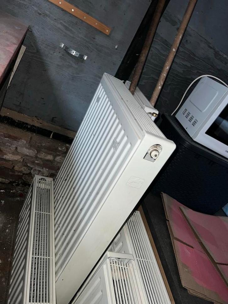5 radiatoren Brugman, Doe-het-zelf en Verbouw, Verwarming en Radiatoren, Gebruikt, Radiator, 30 tot 80 cm, 60 tot 150 cm, Ophalen of Verzenden