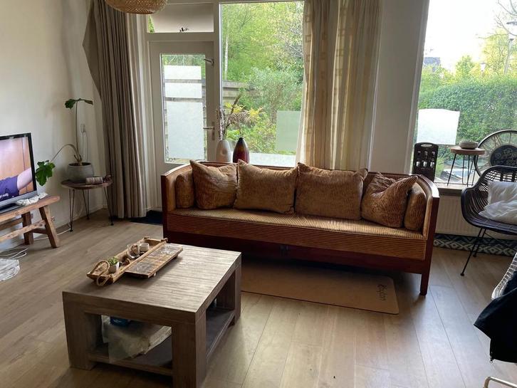 Schuitema Berkeley Bank - Stijlvolle bank, Huis en Inrichting, Banken | Sofa's en Chaises Longues, Gebruikt, Driepersoons, 200 tot 250 cm