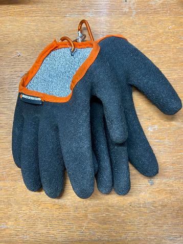 Savage Gear - Aqua Guard Gloves handschoenen maat L beschikbaar voor biedingen