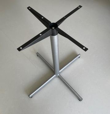 Tafel onderstel Ikea met 1 poot, 3 stuks beschikbaar voor biedingen