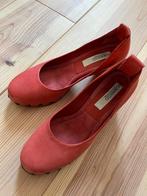 Pumps schoenen humanoid maat 39, Kleding | Dames, Ophalen of Verzenden, Zo goed als nieuw