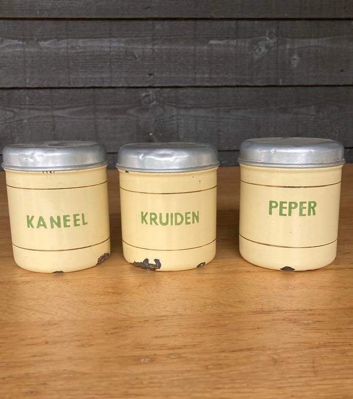 Antieke Voorraadbussen - Kaneel, Kruiden, Peper, Antiek en Kunst, Antiek | Emaille, Ophalen of Verzenden