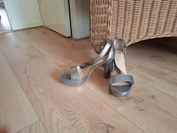 Ralph Lauren sandalen maat 36 beschikbaar voor biedingen