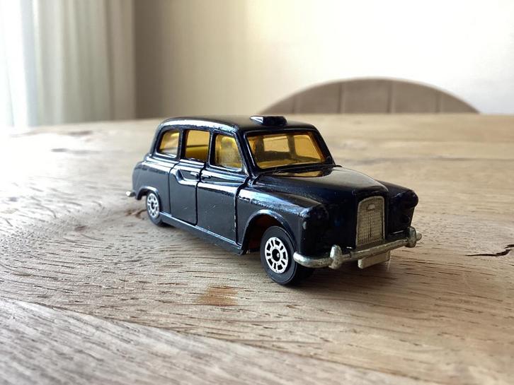 Corgi London Taxi zwart – Made in Great Britain – diecast, Hobby en Vrije tijd, Modelauto's | Overige schalen, Zo goed als nieuw